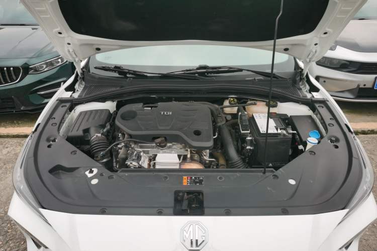 Used MG 5 Scorpio 2022 1.5T Luxury Edition Engine Bay