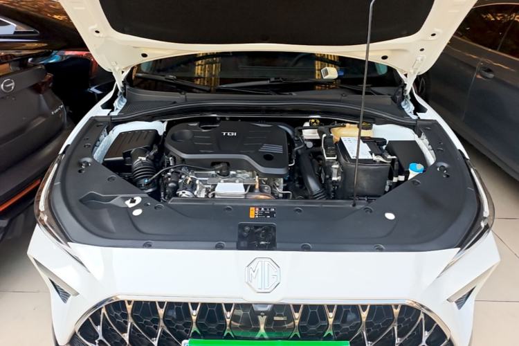 Used MG 5 Scorpio 2022 1.5T Luxury Edition Engine Bay