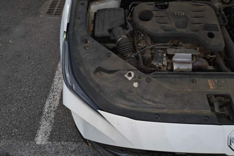 Used MG 5 Scorpio 2022 1.5T Trophy Sport Flagship Edition Engine Bay Right