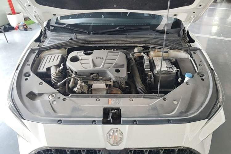 Used MG 5 Scorpio 2022 1.5T Trophy Sport Luxurious Edition Engine Bay