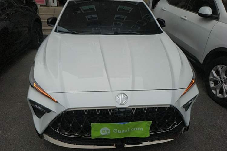 Used MG 5 Scorpio 2022 1.5T Trophy Sport Luxurious Edition Front