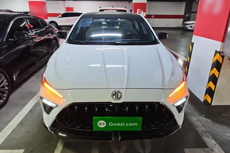 Used MG 5 Scorpio 2022 1.5T Trophy Sport Flagship Edition Front