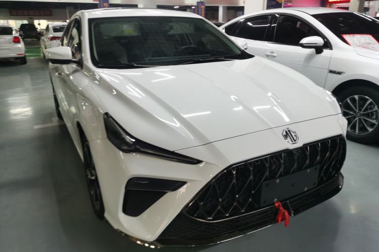 Used MG 5 Scorpio 2022 1.5T Luxury Edition Front Right 45 Deg