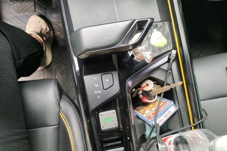 Used MG 5 Scorpio 2022 1.5T Trophy Sport Luxurious Edition Gear Lever