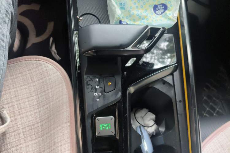 Used MG 5 Scorpio 2022 1.5T Trophy Sport Luxurious Edition Gear Lever