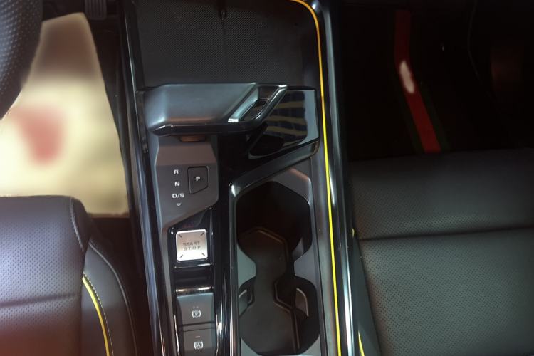 Used MG 5 Scorpio 2022 1.5T Trophy Sport Luxurious Edition Gear Lever
