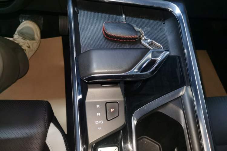 Used MG 5 Scorpio 2022 1.5T Luxury Edition Gear Lever