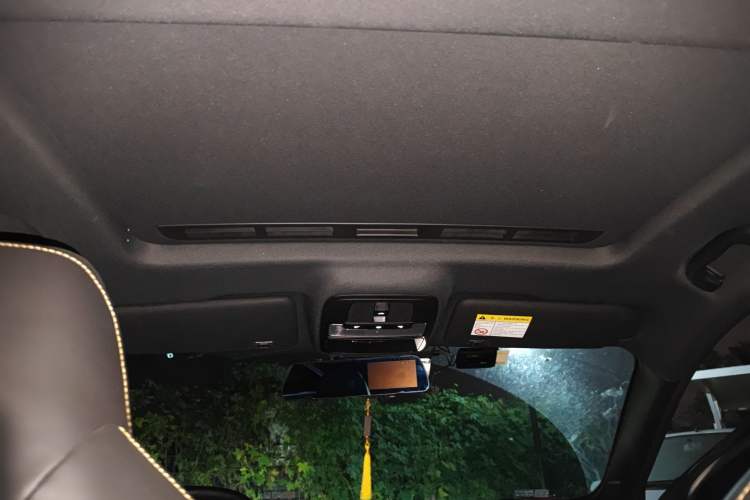 Used MG 5 Scorpio 2022 1.5T Luxury Edition Headliner