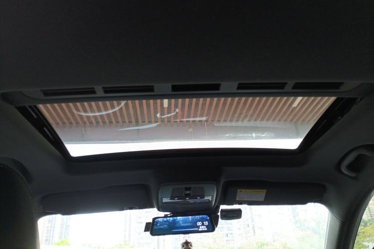 Used MG 5 Scorpio 2022 1.5T Trophy Sport Luxurious Edition Headliner