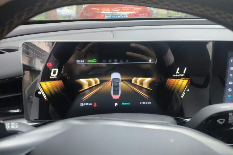 Used MG 5 Scorpio 2022 1.5T Trophy Sport Luxurious Edition Instrument Cluster