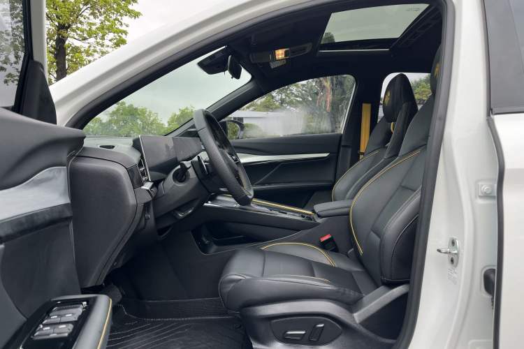 Used MG 5 Scorpio 2022 1.5T Trophy Sport Luxurious Edition Interior 3