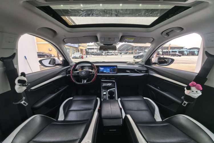 Used MG 5 Scorpio 2022 1.5T Luxury Edition Interior 3