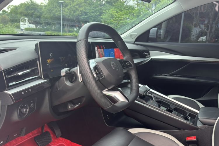 Used MG 5 Scorpio 2022 1.5T Luxury Edition Interior 4