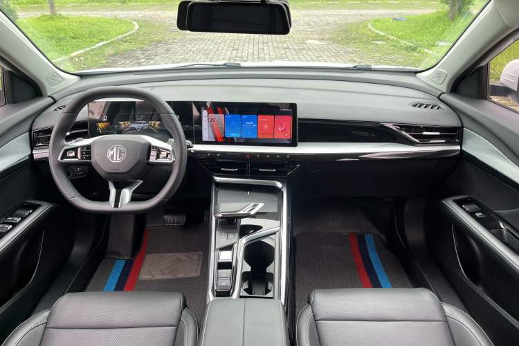 Used MG 5 Scorpio 2022 1.5T Luxury Edition Interior 4