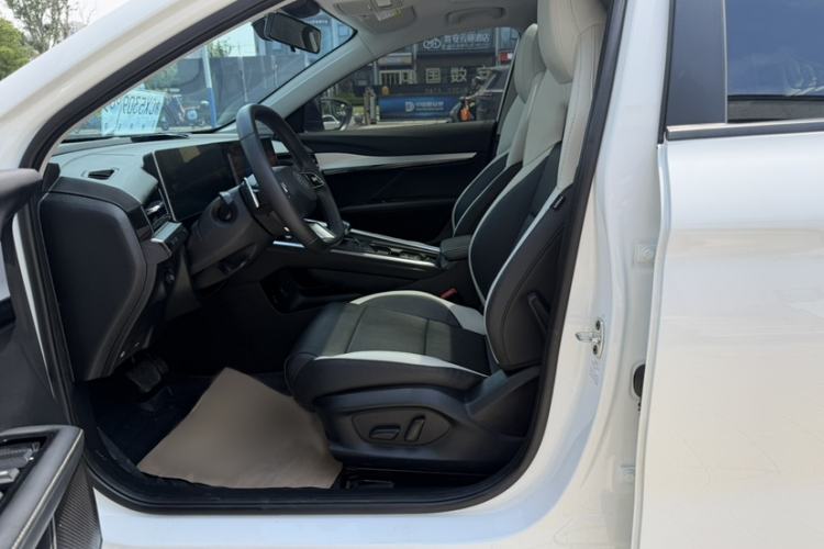 Used MG 5 Scorpio 2022 1.5T Luxury Edition Interior 5
