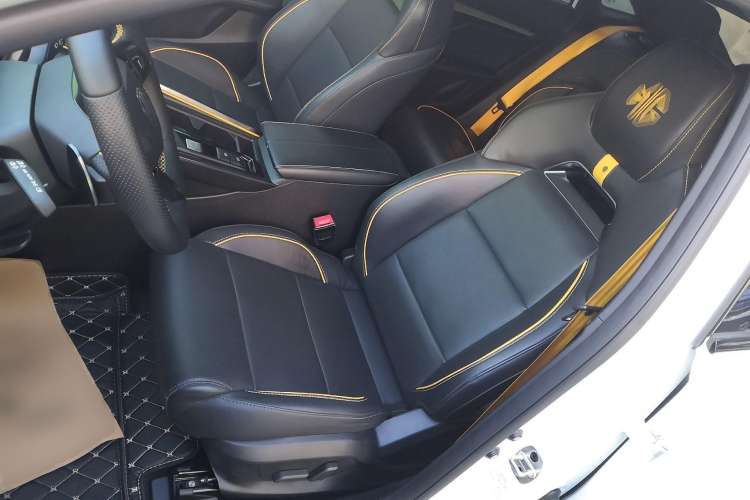 Used MG 5 Scorpio 2022 1.5T Trophy Sport Luxurious Edition Left Front Seat