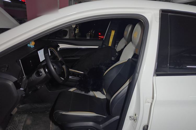 Used MG 5 Scorpio 2022 1.5T Trophy Sport Luxurious Edition Left Front Seat