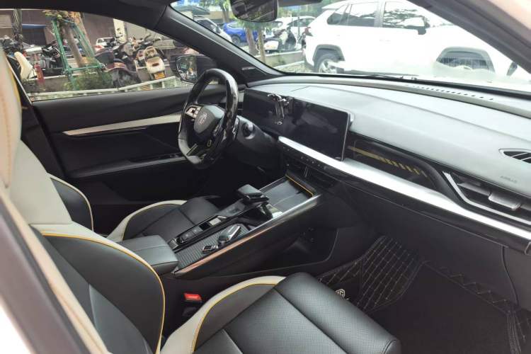 Used MG 5 Scorpio 2022 1.5T Trophy Sport Flagship Edition Left Front Seat
