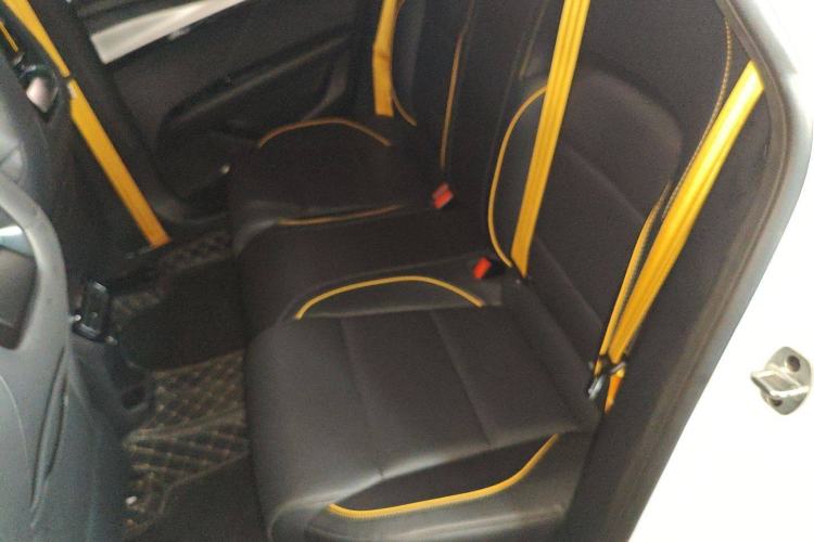 Used MG 5 Scorpio 2022 1.5T Trophy Sport Flagship Edition Left Rear Seat