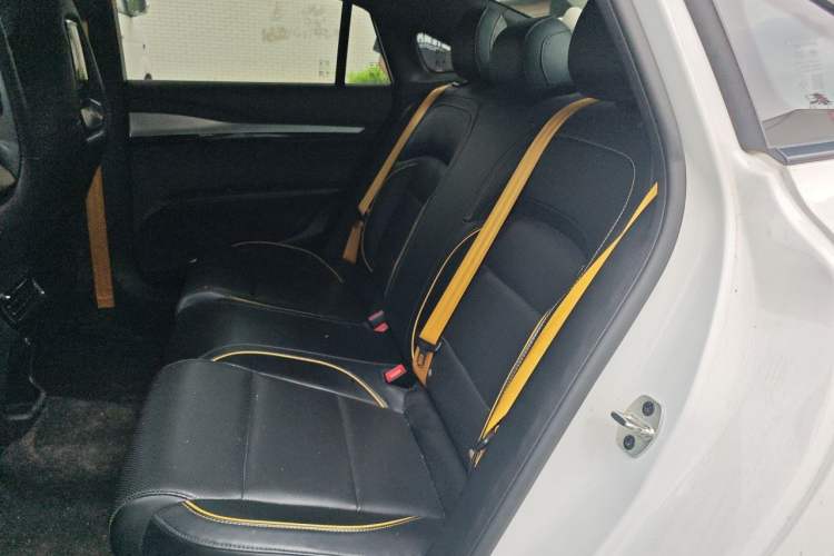 Used MG 5 Scorpio 2022 1.5T Trophy Sport Flagship Edition Left Rear Seat