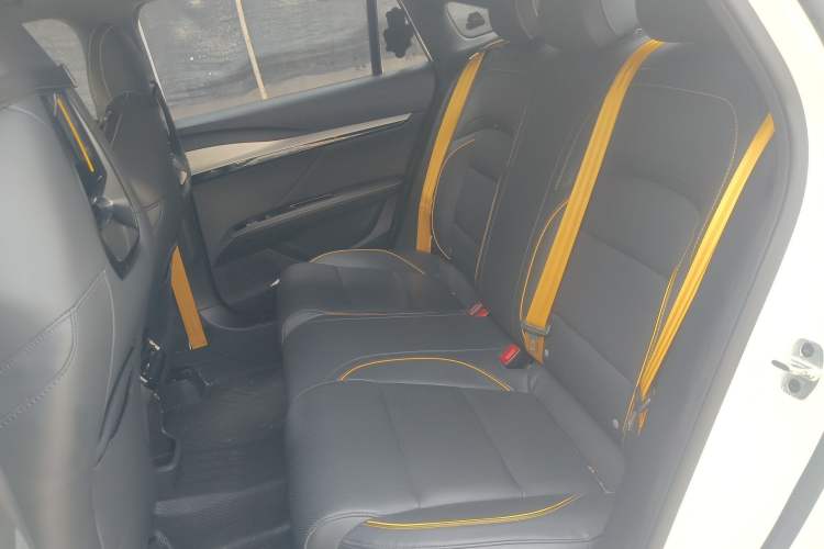 Used MG 5 Scorpio 2022 1.5T Trophy Sport Luxurious Edition Left Rear Seat