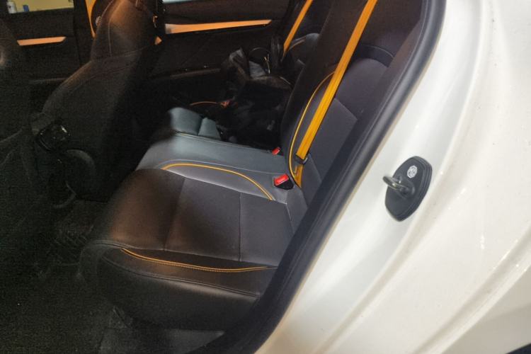 Used MG 5 Scorpio 2022 1.5T Trophy Sport Flagship Edition Left Rear Seat