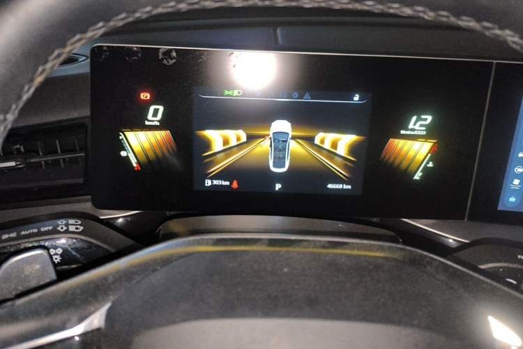 Used MG 5 Scorpio 2022 1.5T Luxury Edition Odometer Close Up