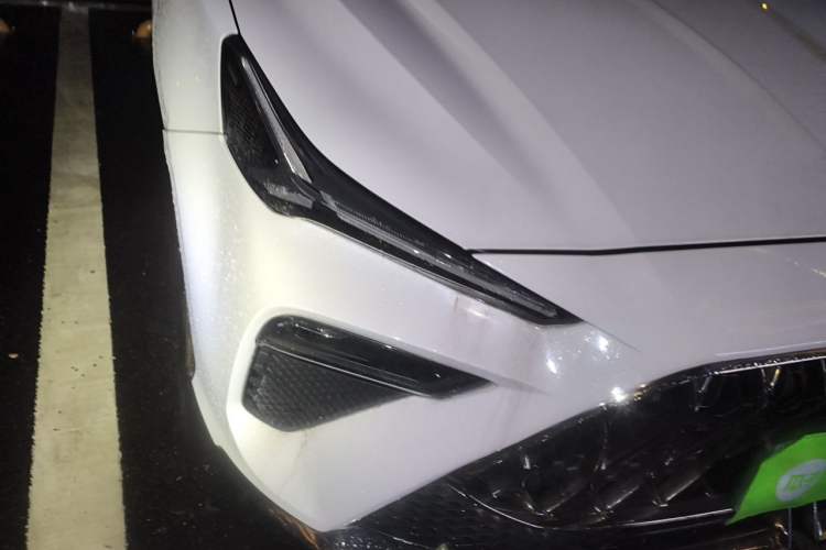 Used MG 5 Scorpio 2022 1.5T Luxury Edition Right Front Headlight