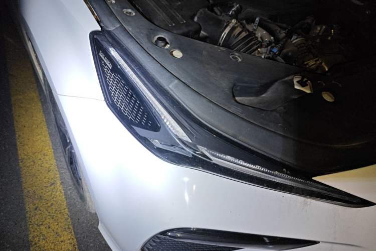 Used MG 5 Scorpio 2022 1.5T Luxury Edition Right Front Headlight