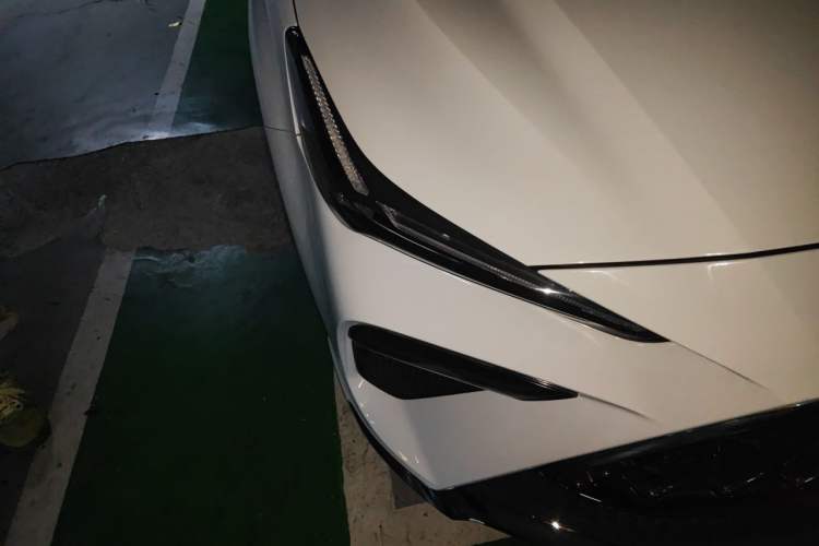 Used MG 5 Scorpio 2022 1.5T Trophy Sport Luxurious Edition Right Front Headlight