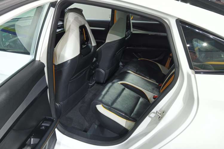 Used MG 5 Scorpio 2022 1.5T Trophy Sport Flagship Edition Right Rear Seat