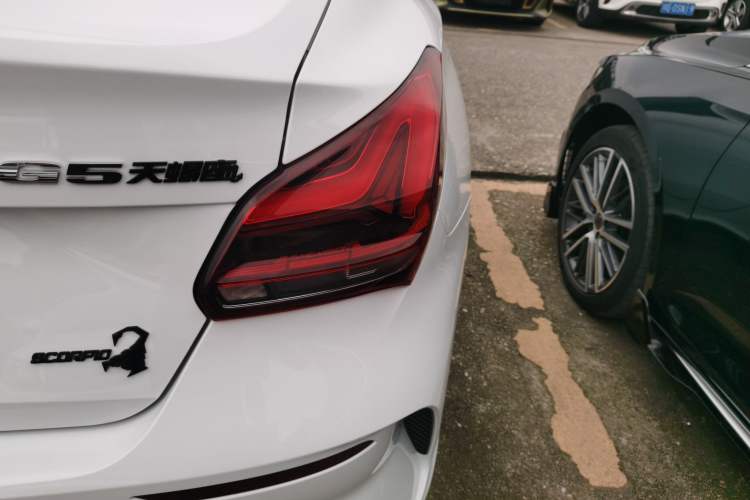 Used MG 5 Scorpio 2022 1.5T Luxury Edition Right Rear Taillight