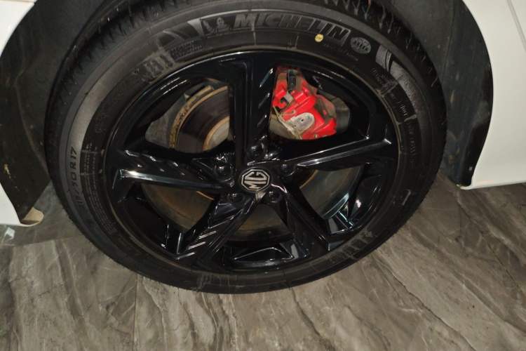 Used MG 5 Scorpio 2022 1.5T Trophy Sport Flagship Edition Right Rear Wheel Hub