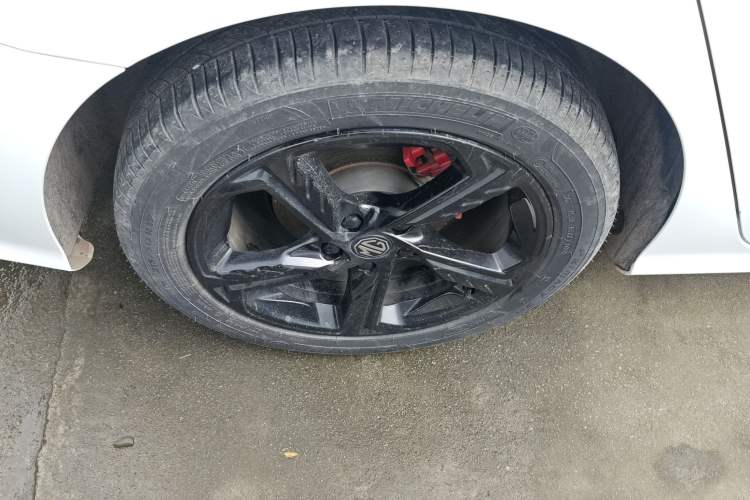 Used MG 5 Scorpio 2022 1.5T Trophy Sport Luxurious Edition Right Rear Wheel Hub