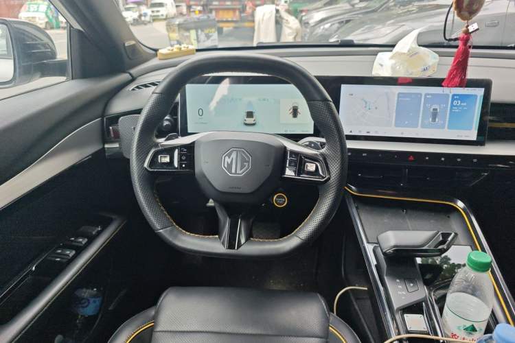 Used MG 5 Scorpio 2022 1.5T Trophy Sport Flagship Edition Steering Wheel