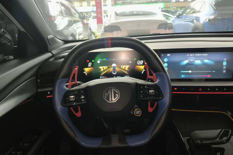 Used MG 5 Scorpio 2022 1.5T Trophy Sport Luxurious Edition Steering Wheel