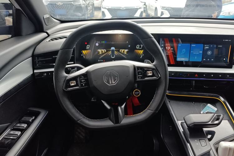 Used MG 5 Scorpio 2022 1.5T Trophy Sport Luxurious Edition Steering Wheel