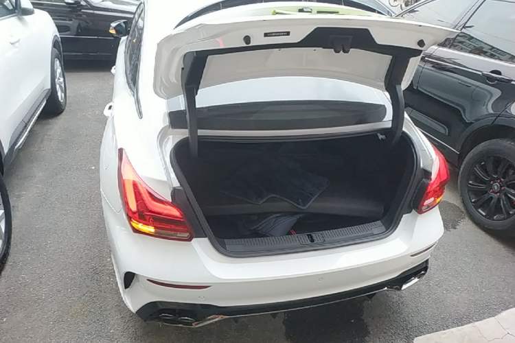 Used MG 5 Scorpio 2022 1.5T Trophy Sport Luxurious Edition Trunk