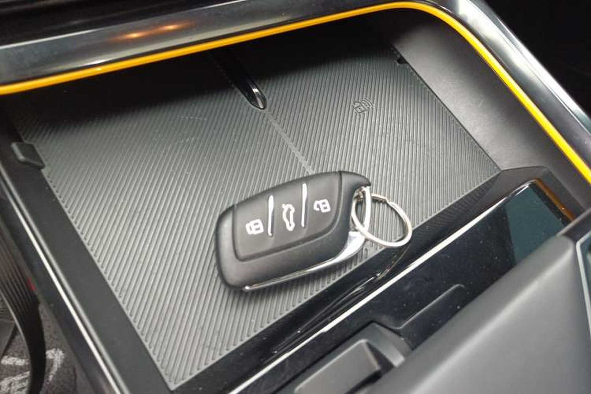 Used MG 5 Scorpio 2022 1.5T Trophy Sport Luxurious Edition Vehicle Key