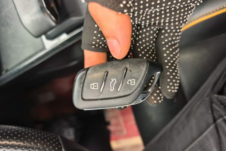 Used MG 5 Scorpio 2022 1.5T Trophy Sport Luxurious Edition Vehicle Key
