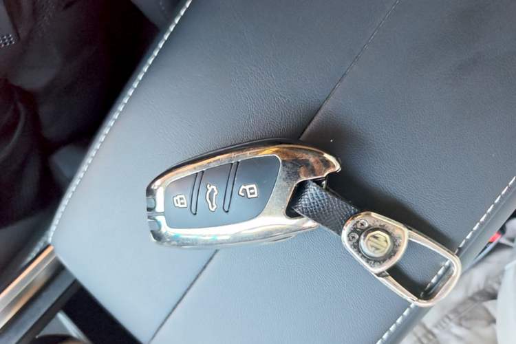 Used MG 5 Scorpio 2022 1.5T Luxury Edition Vehicle Key