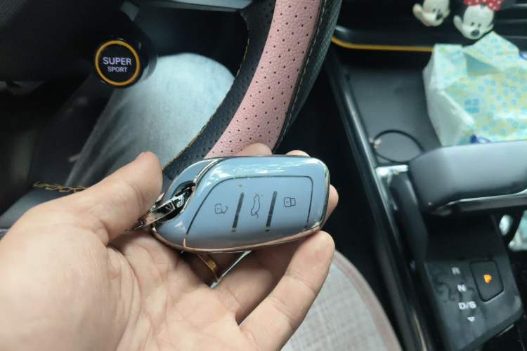 Used MG 5 Scorpio 2022 1.5T Trophy Sport Luxurious Edition Vehicle Key