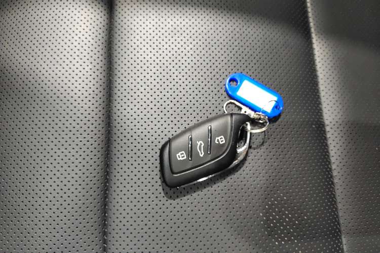 Used MG 5 Scorpio 2022 1.5T Trophy Sport Luxurious Edition Vehicle Key