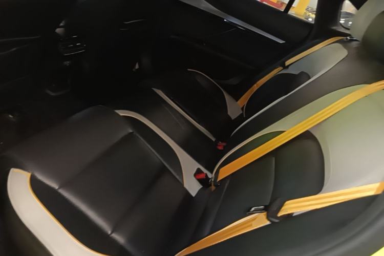 Used MG 5 Scorpio 2022 1.5T Trophy Sport Flagship Edition Left Rear Seat