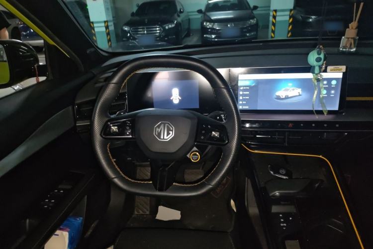 Used MG 5 Scorpio 2022 1.5T Trophy Sport Luxurious Edition Steering Wheel