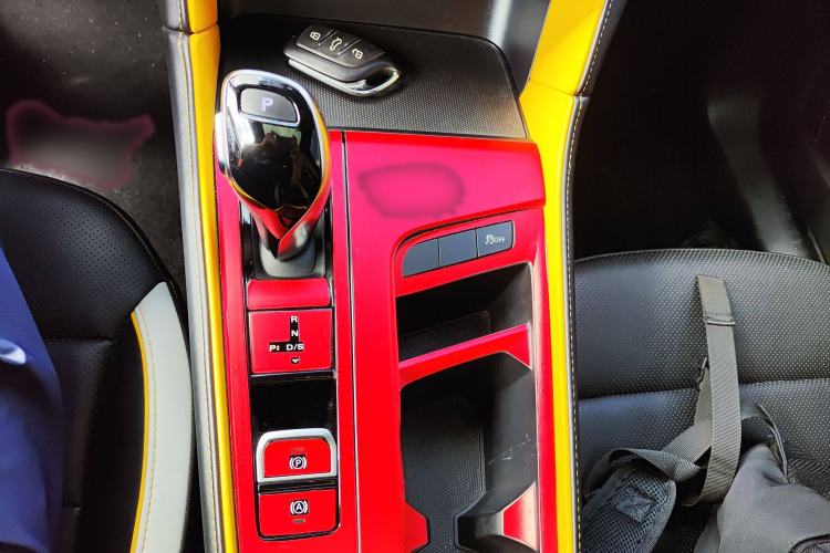 Used MG 6 2021 Pro 1.5T Automatic Trophy Luxury Edition Gear Lever
