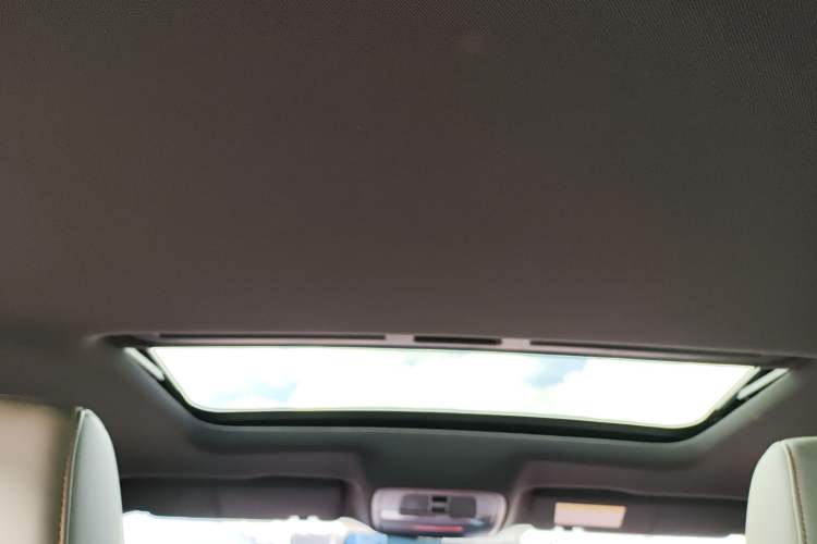 Used MG 6 2021 Pro 1.5T Automatic Trophy Luxury Edition Headliner