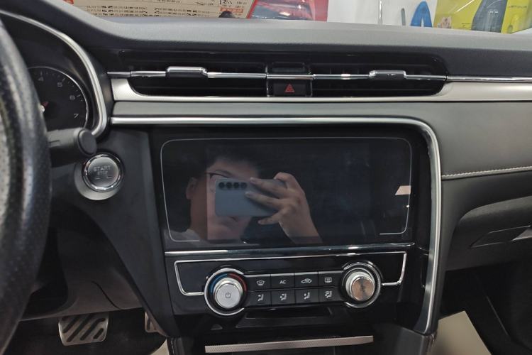 Used MG 6 2019 20T Automatic Sport Edition Audio And AC Panel
