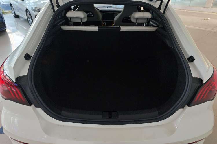 Used MG 6 2021 Pro 1.5T Automatic Trophy Luxury Edition Trunk