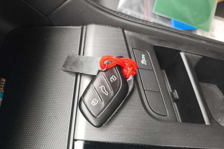 Used MG 6 2021 1.5T Automatic Lingchao Edition Vehicle Key